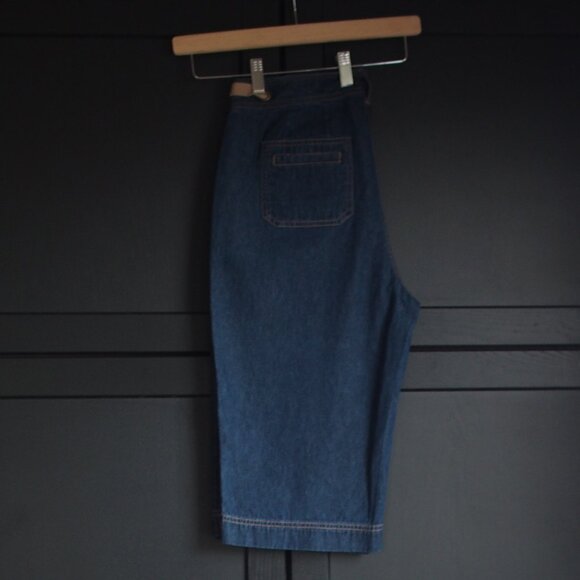 Northern Reflections | NWT Denim Town Capri - Picture 6 of 6